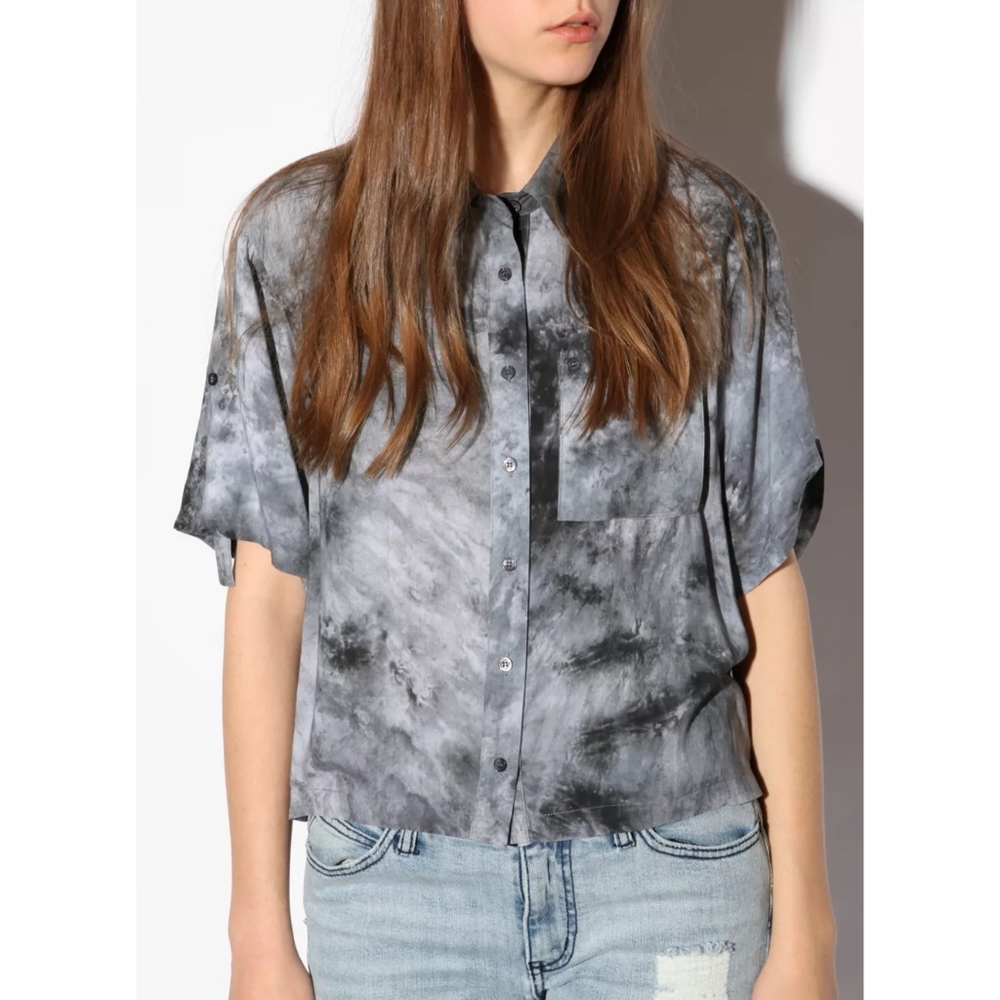 Urban Outfitters Sparkle & Fade Top Marble Tie Dye Gray Dark Romantic Whimsigoth